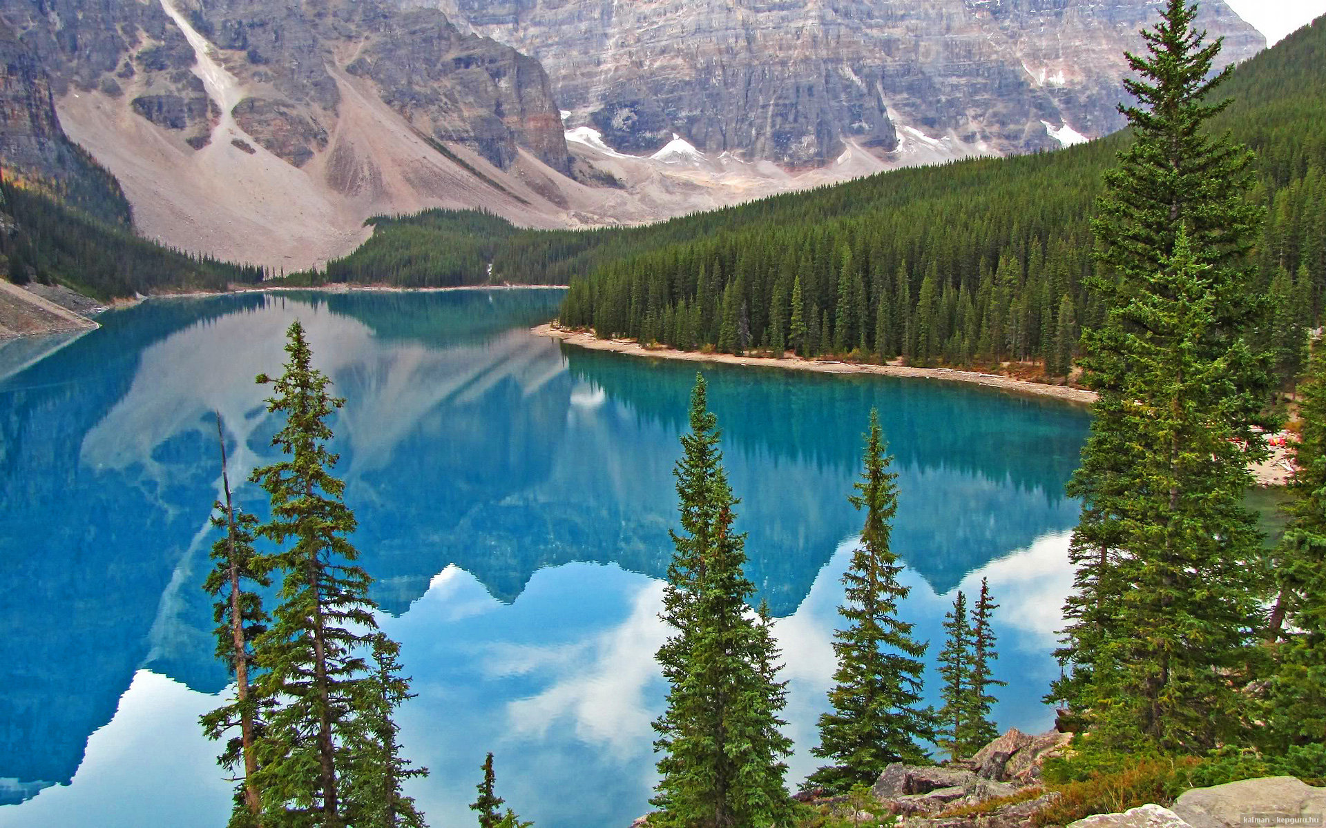 九游下载官网-【限时投球规则】投手在10秒内出手，比赛节奏逆袭！，投手投球时可随意绕臂几圈后投出