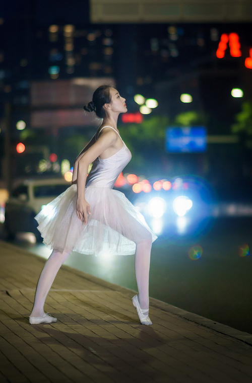 JIUYOU GAMING-布鲁诺·卡博克洛成为NBA全球球迷偶像，布洛克vs卡里