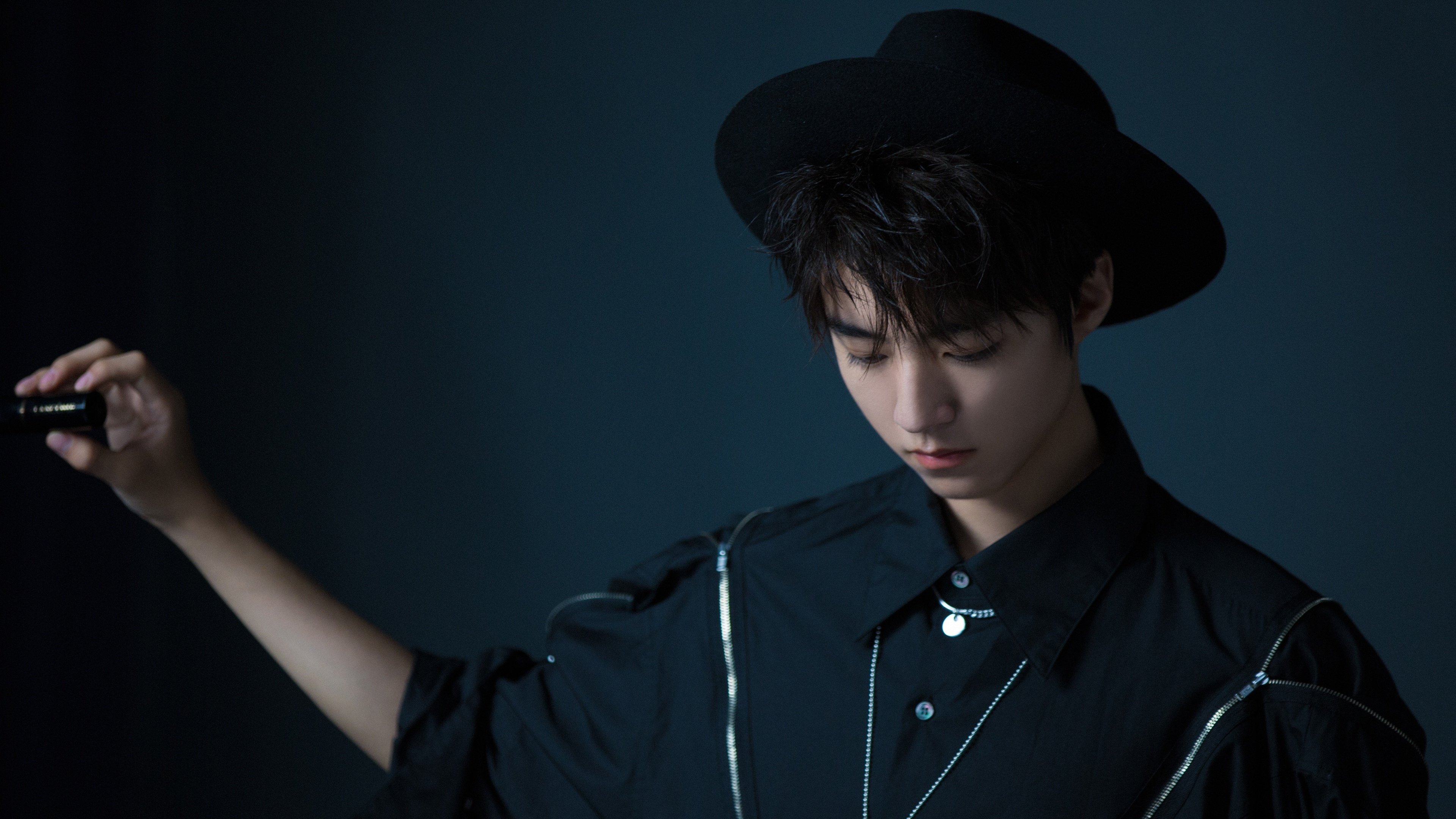 -山西龙狮在关键时刻敢于出手赢得比赛尊重，中国龙狮表演视频