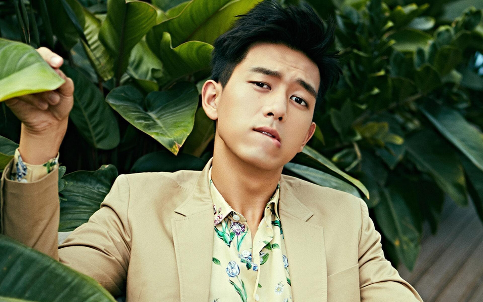 九游登录入口-“胡利安·门德斯：阿根廷美洲狮队的快速突破者，未来崭露头角”